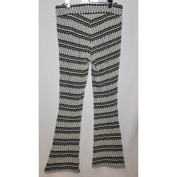 BeBop Knit Bell Bottom Crochet Pants Size Medium Black And White - Picture 2 of 5